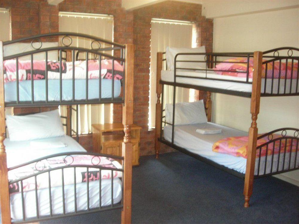 Apollo Bay Backpackers Lodge Екстериор снимка