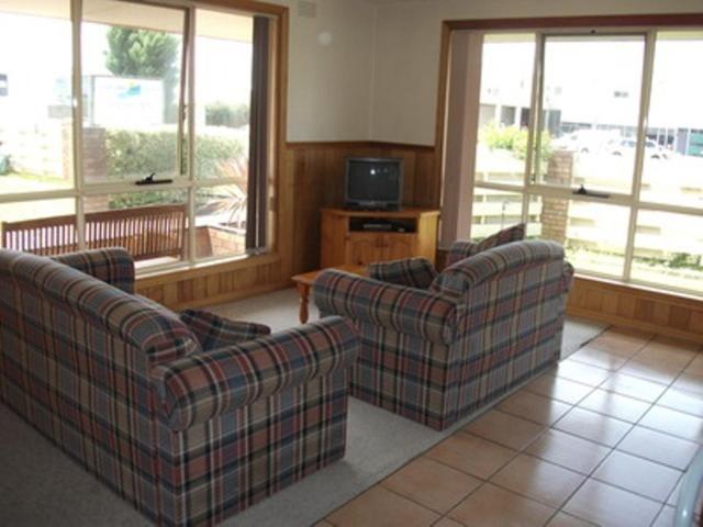 Apollo Bay Backpackers Lodge Стая снимка