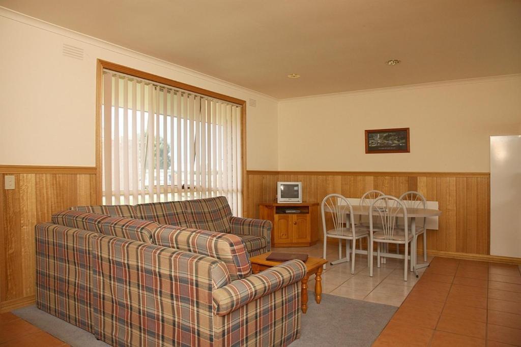Apollo Bay Backpackers Lodge Стая снимка