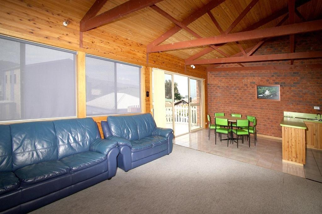 Apollo Bay Backpackers Lodge Екстериор снимка